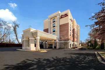 Hampton Inn & Suites Camp Springs / Andrews AFB