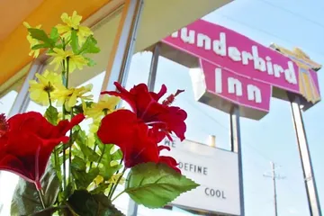 Thunderbird Inn