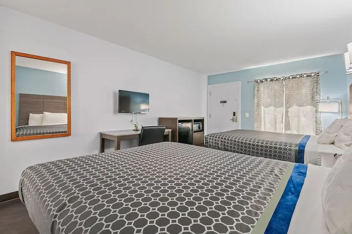 Room 3 of 13