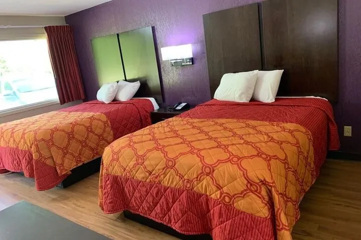 Room 2 of 16