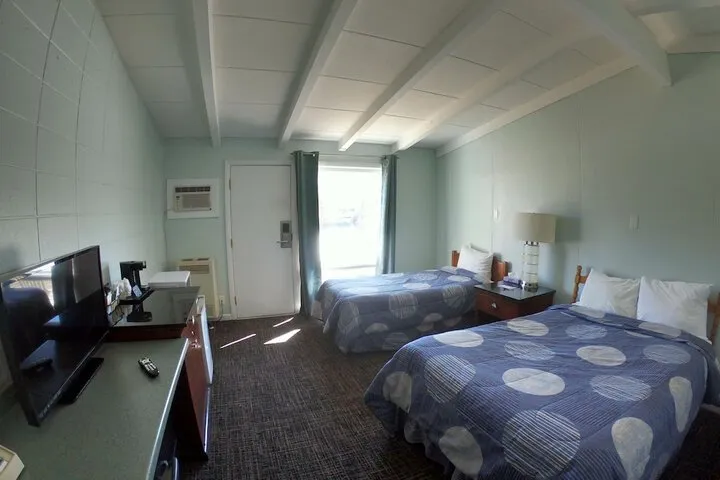 Room 4 of 57