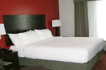 Holiday Inn Guin by IHG