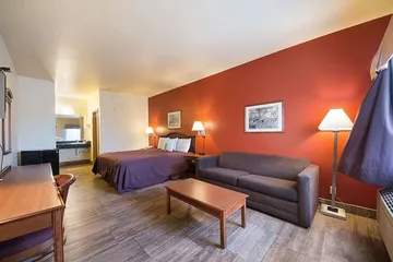 Quality Inn & Suites Victoria South