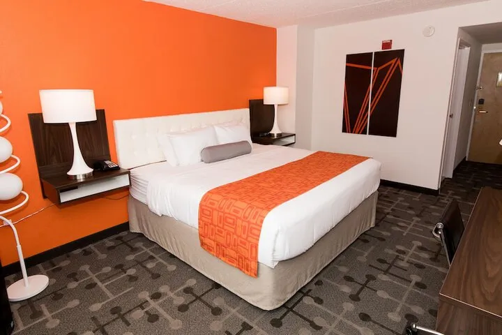 Room 5 of 21