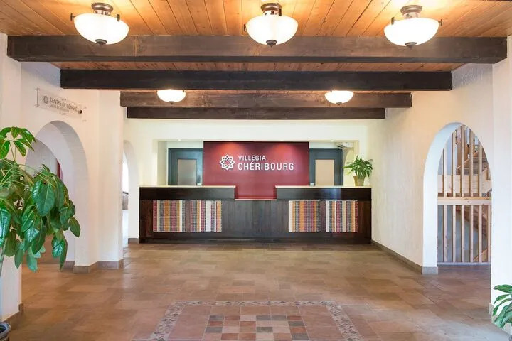 Hotel 2 of 123