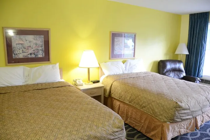 Room 5 of 42