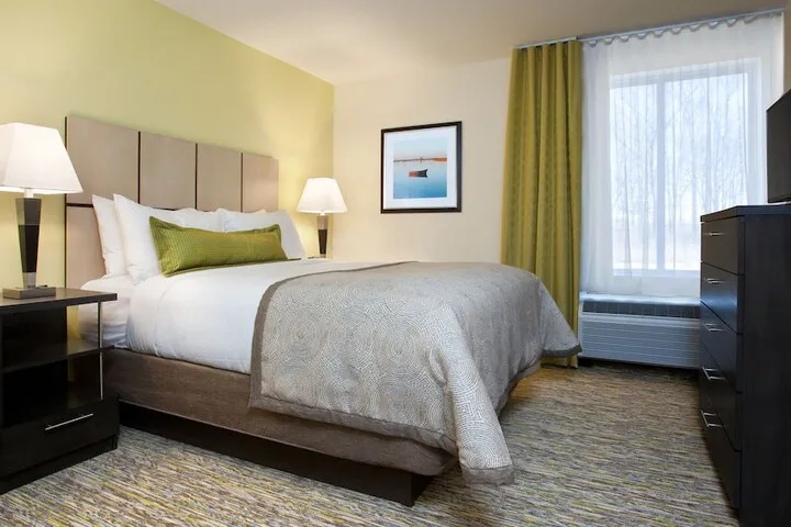 Room 2 of 23