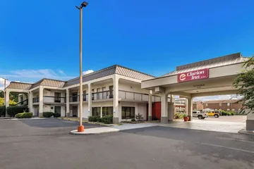 Clarion Inn Cleveland near University