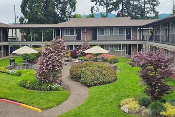 Village Inn Springfield