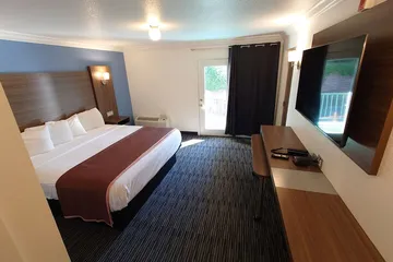 Reagan Resorts Inn