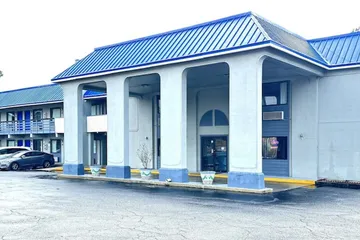 Rodeway Inn & Suites Plymouth Hwy 64