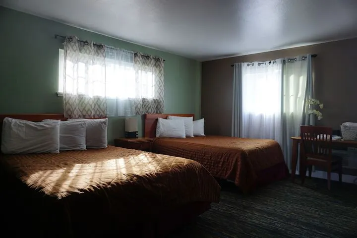 Room 2 of 30