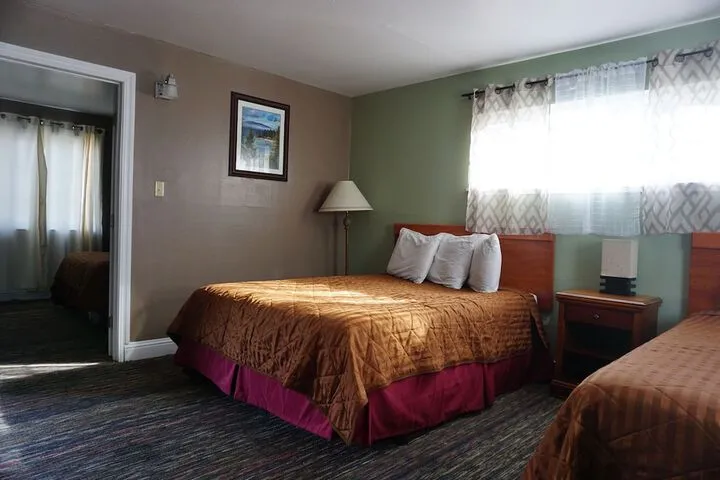 Room 3 of 30