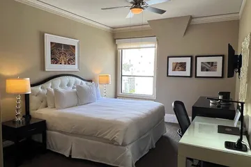 Kensington Park Hotel