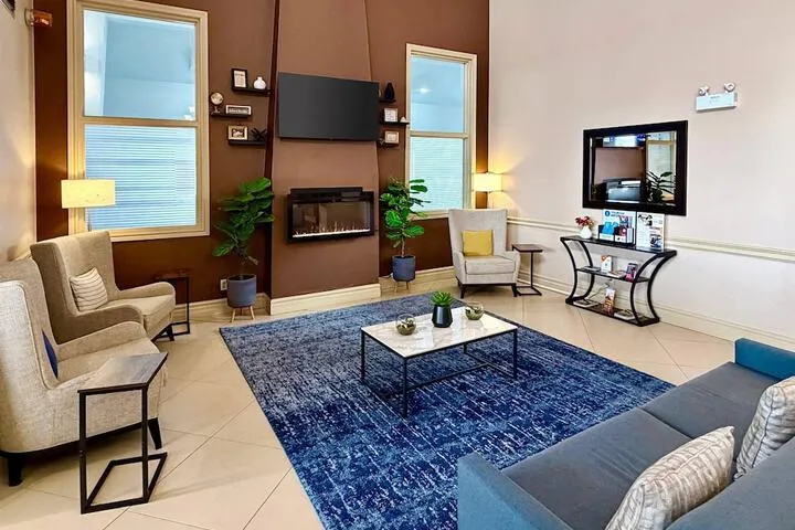 Hotel Interior 4 of 27