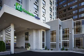 Holiday Inn Express Windsor Waterfront by IHG