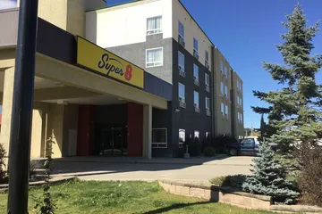 Super 8 by Wyndham Edson
