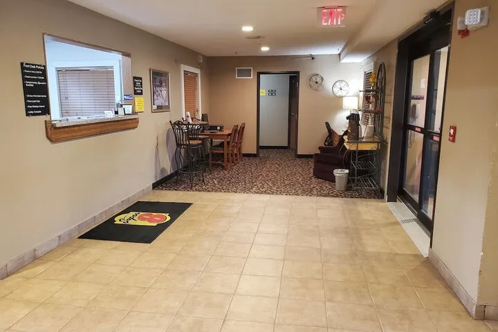 Hotel 2 of 57