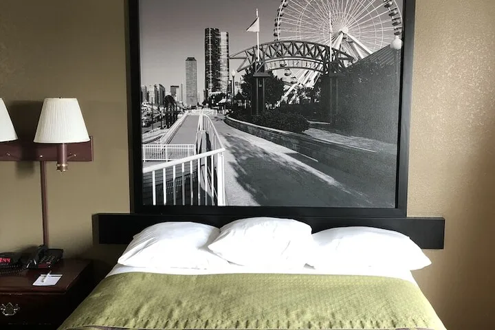 Room 5 of 37