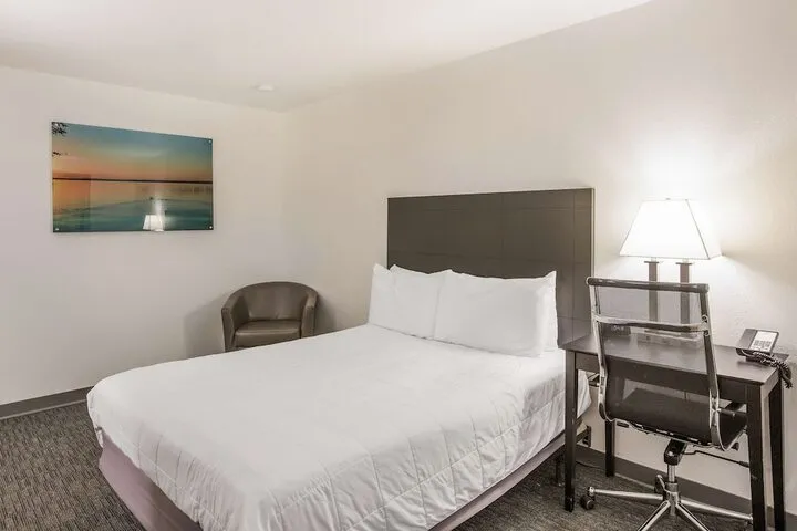 Room 5 of 37