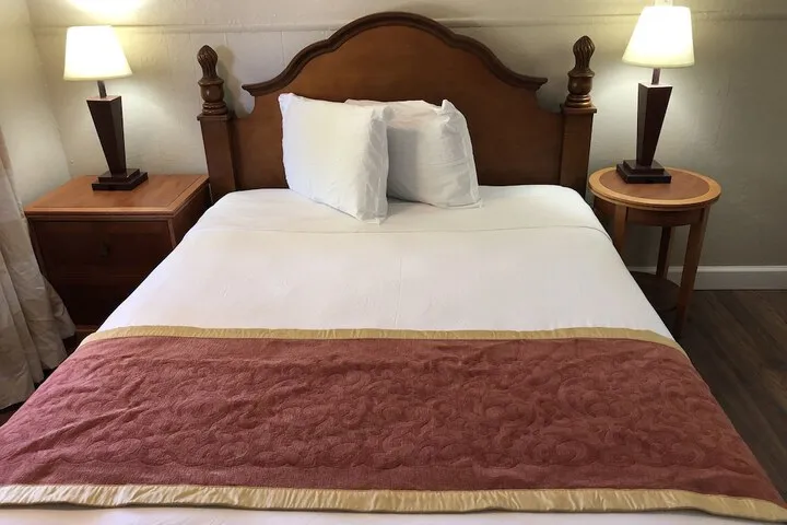 Room 5 of 29