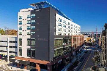 Aloft by Marriott Atlanta at the Battery Atlanta