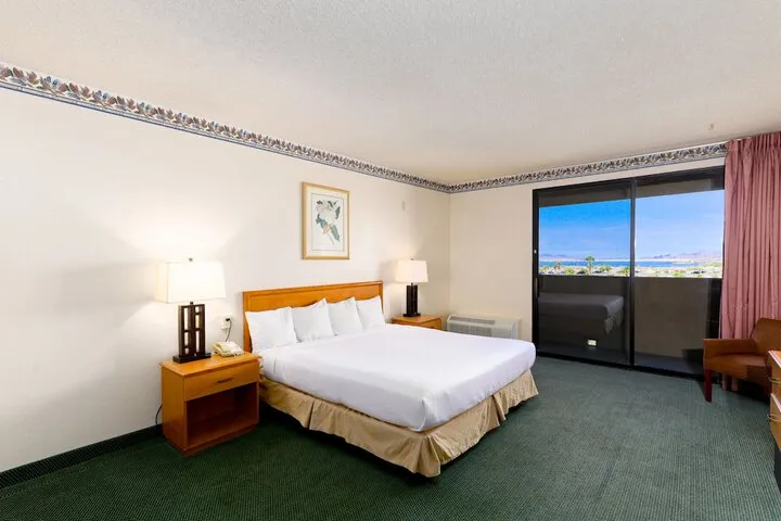 Room 5 of 61
