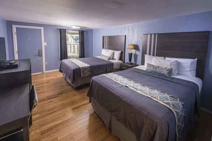 Room 4 of 67