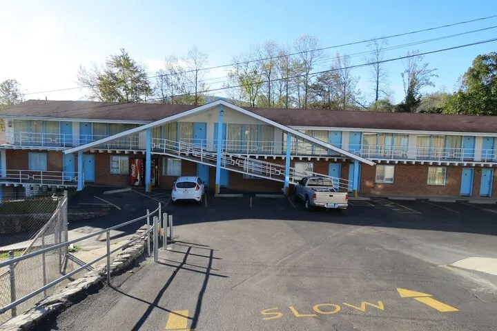 Hero Image 1 of 35