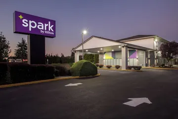 Spark by Hilton - Kent Seattle