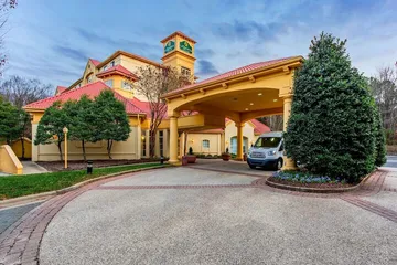 La Quinta Inn & Suites by Wyndham Raleigh / Durham Southpoint