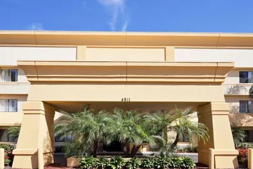 La Quinta Inn & Suites by Wyndham Tampa Fairgrounds - Casino