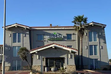 Wingate by Wyndham Galveston Beachfront at the Seawall