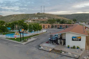 Whites City Cavern Inn