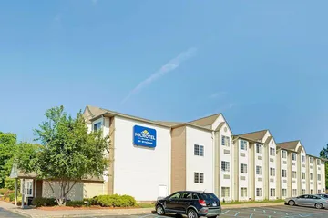 Microtel Inn & Suites by Wyndham Roseville / Detroit Area