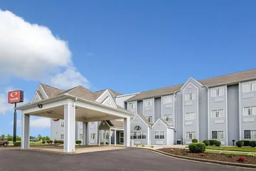 Econo Lodge Inn & Suites Evansville East