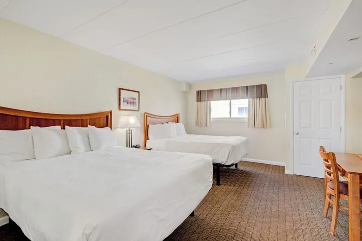 Room 5 of 89