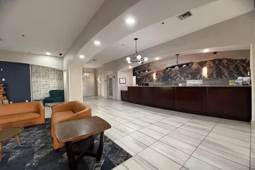La Quinta Inn & Suites by Wyndham Albuquerque Midtown