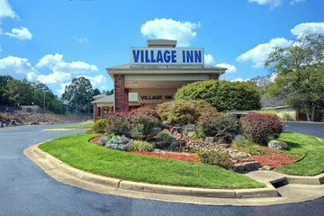 Hotsprings Village Inn