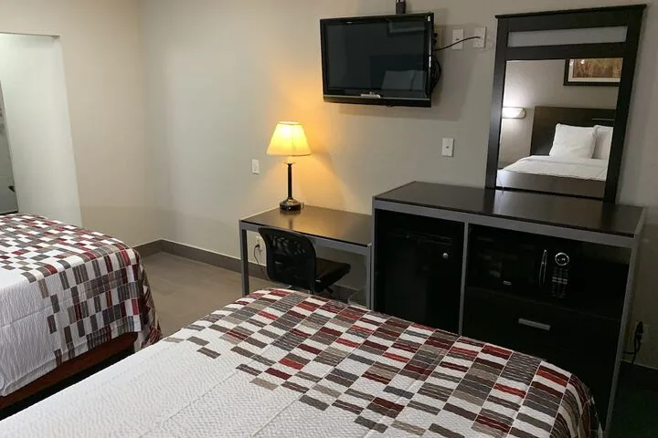 Room 5 of 14