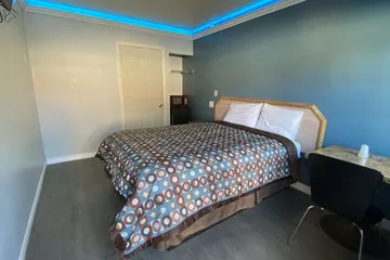 Sands Inn