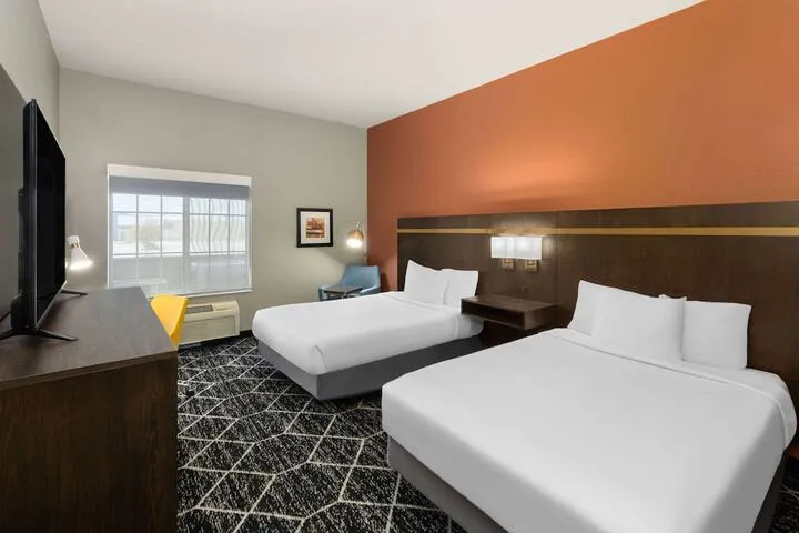 Room 3 of 42