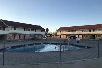Royal Inn
