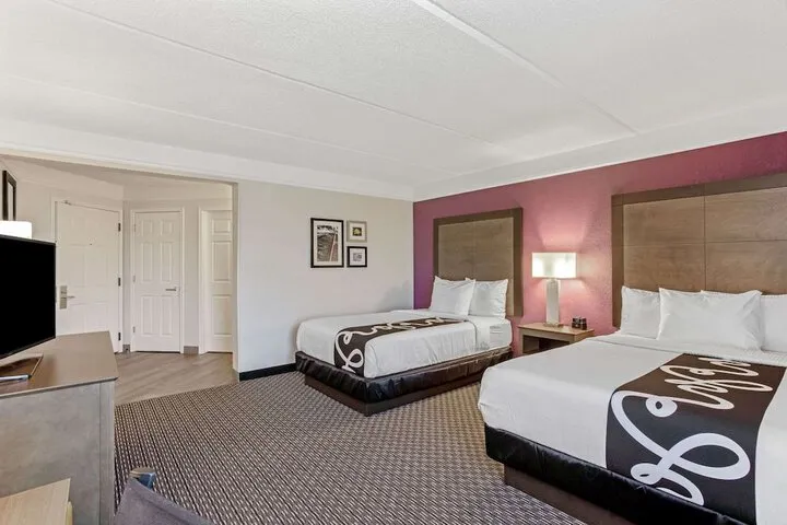 Room 4 of 29