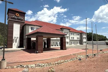 La Quinta Inn & Suites by Wyndham Ruidoso Downs