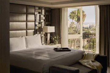 LErmitage Beverly Hills