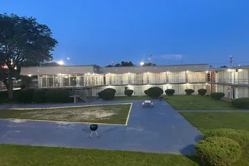Americas Best Value Inn Rockford