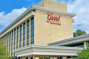 The Grand Laurel Hotel - Philadelphia