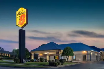 Super 8 by Wyndham North Little Rock / McCain