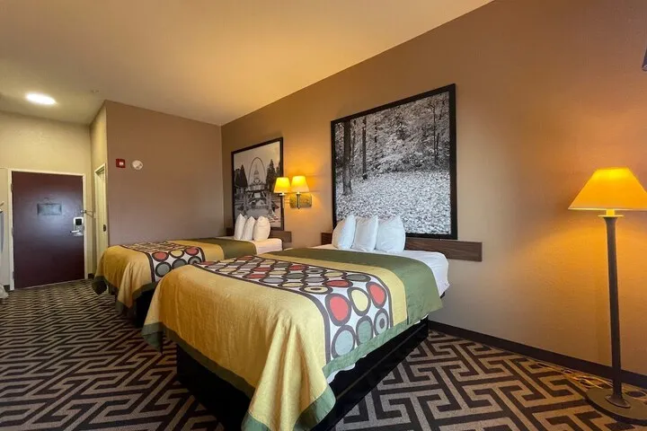 Room 5 of 27